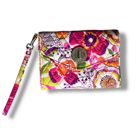 Vera Bradley Handbags - Vera Bradley retired Clementine quilted turnkey clutch wallet wristlet